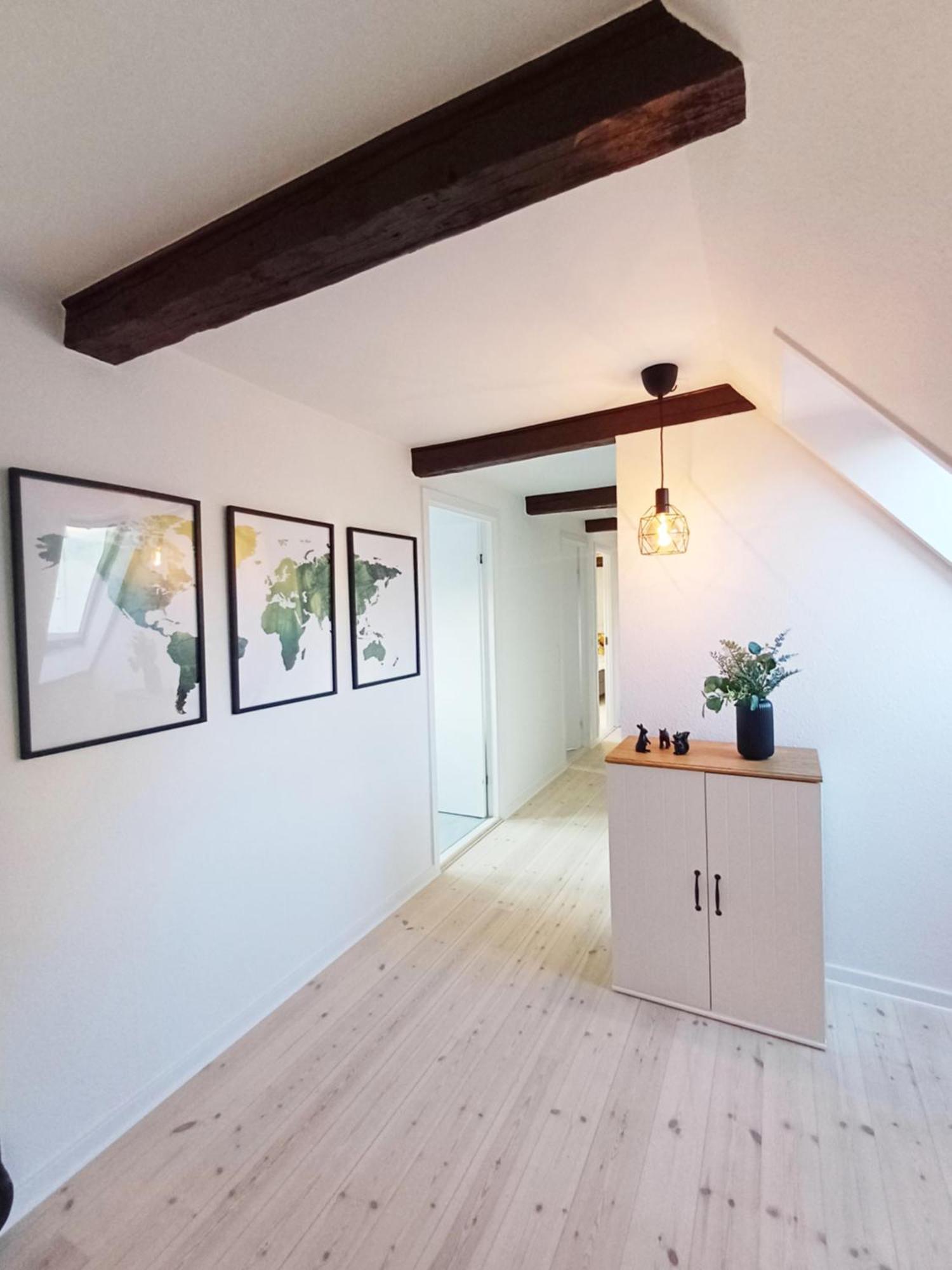 רנדרס Large Double Room In The Center Of City מראה חיצוני תמונה